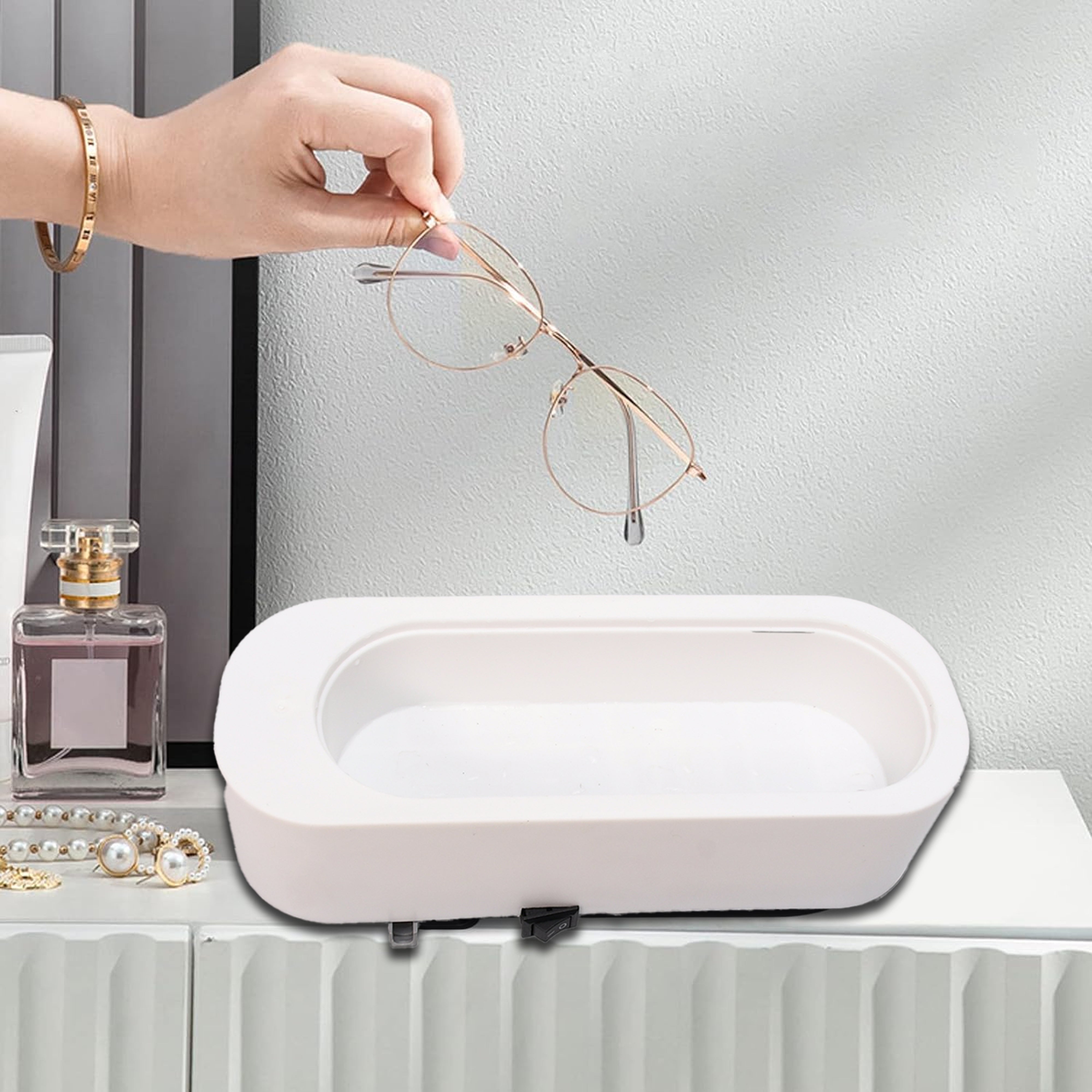 12670 Ultrasonic Jewelry Cleaner Machine Portable Professional Mini Household Sonic Cleaning Machine for Jewelry, Necklaces, Dentures, Eyeglasses, Watches, Watch Strap, Rings, Retainer, Coins Ultrasonic Vibration Machine (Battery Not Included)