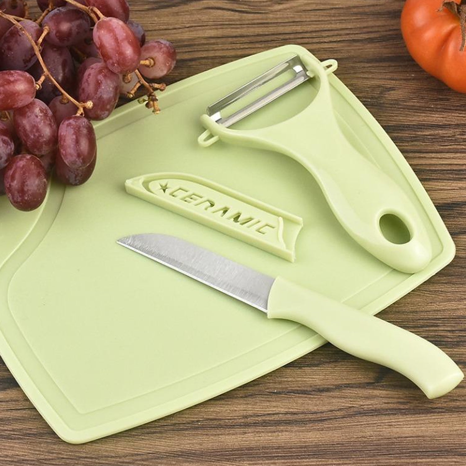 5207 Plastic Kitchen Peeler - Green & Classic Stainless Steel 3-Piece Knife Set Combo DeoDap