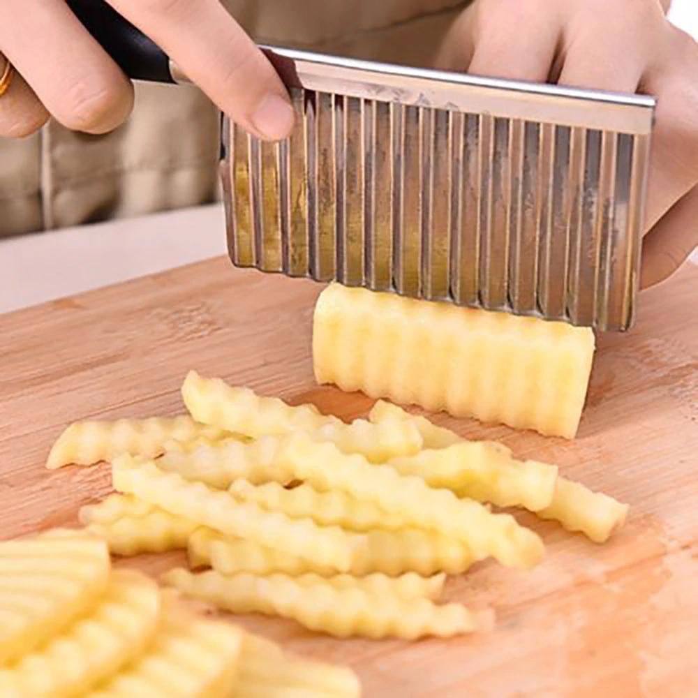 2007_Crinkle Cut Knife Potato Chip Cutter With Wavy Blade French Fry Cutter DeoDap