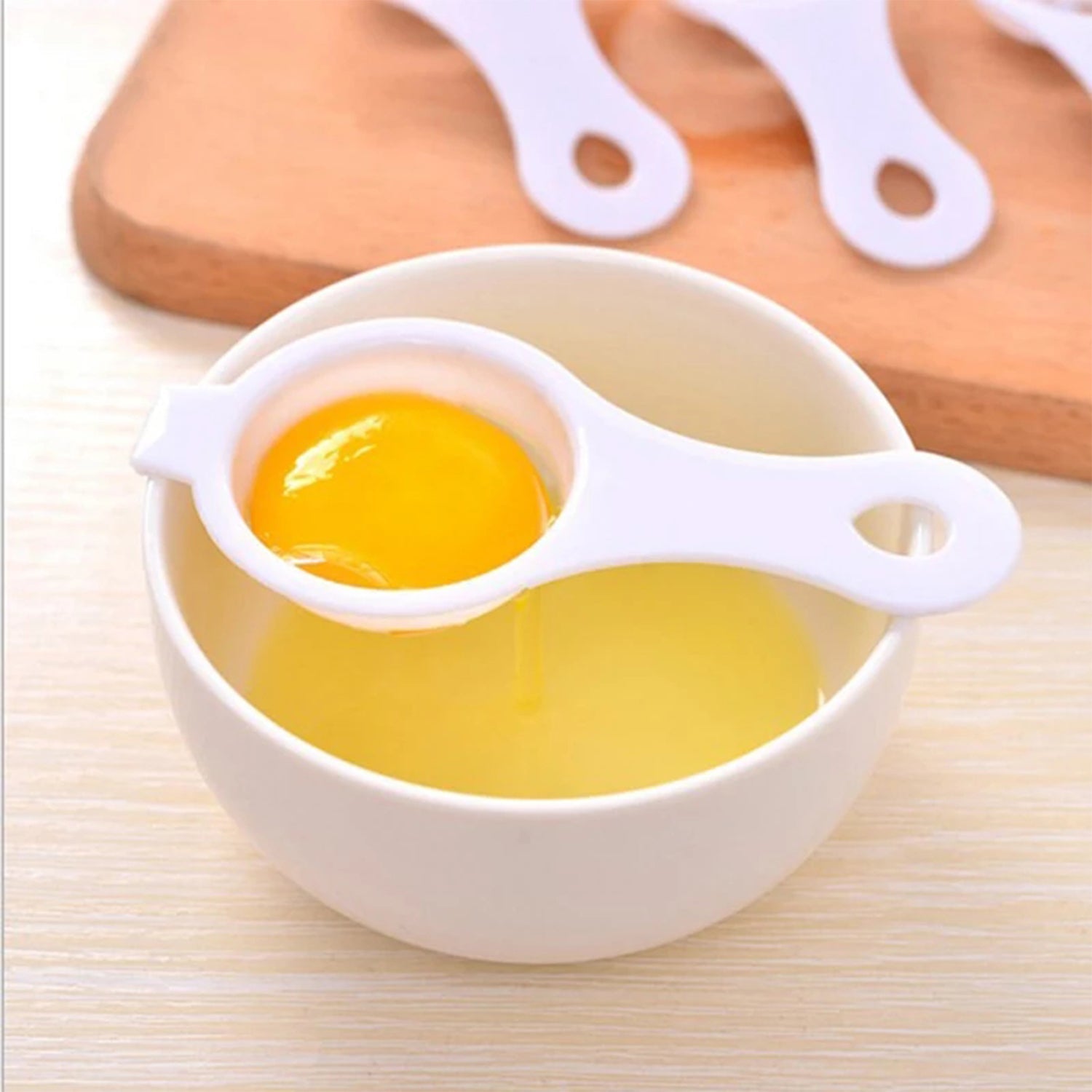 2885 Egg Yolk Separator, Egg White Yolk Filter Separator, Egg Strainer Spoon Filter Egg Divider DeoDap