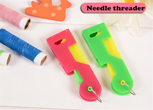 1381 Automatic Needle Threading Device (Multicolour) DeoDap