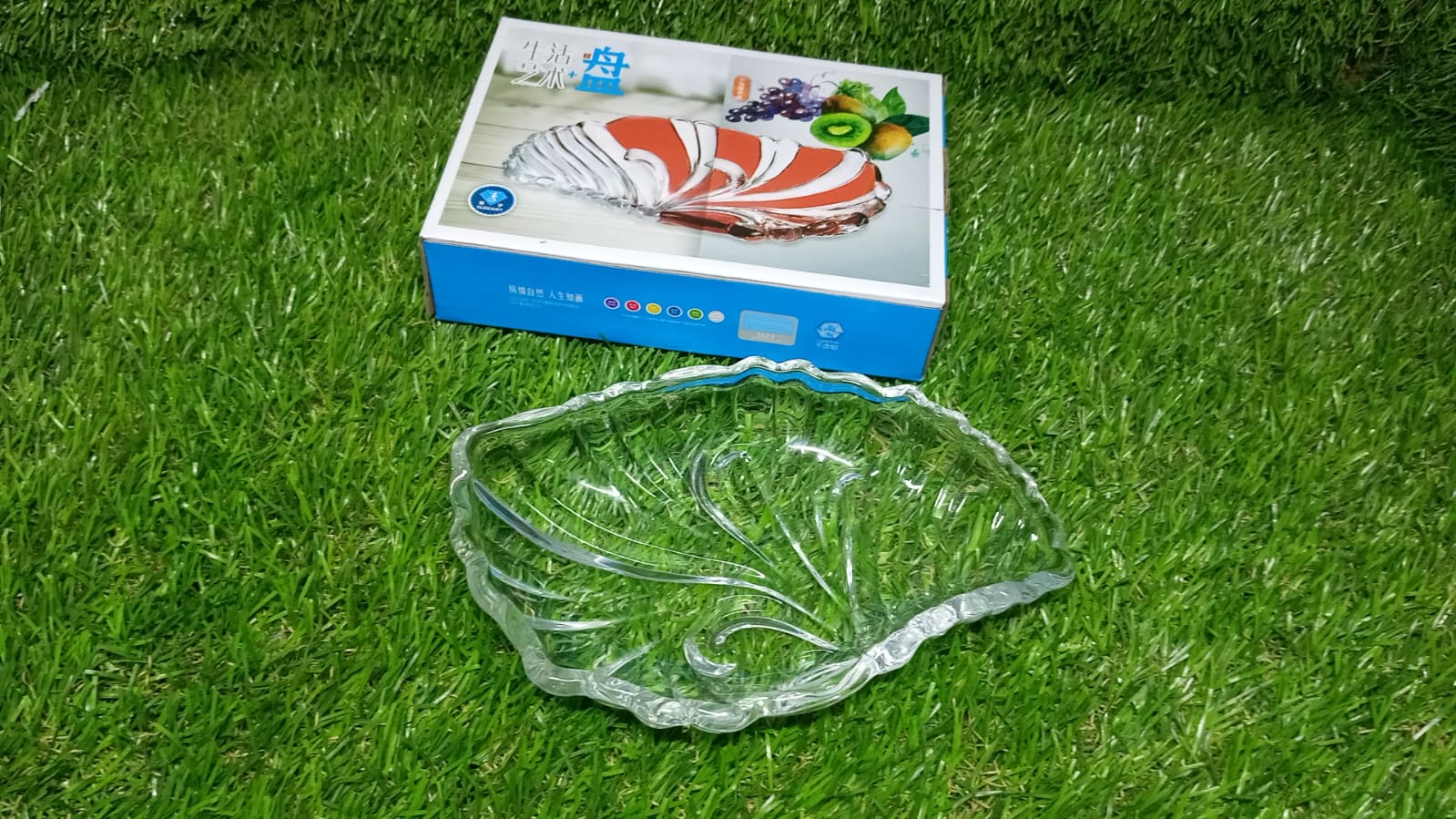 2354 Leaf shaped Glass Serve tray of snacks, Mukhwaas, and ice cream. DeoDap