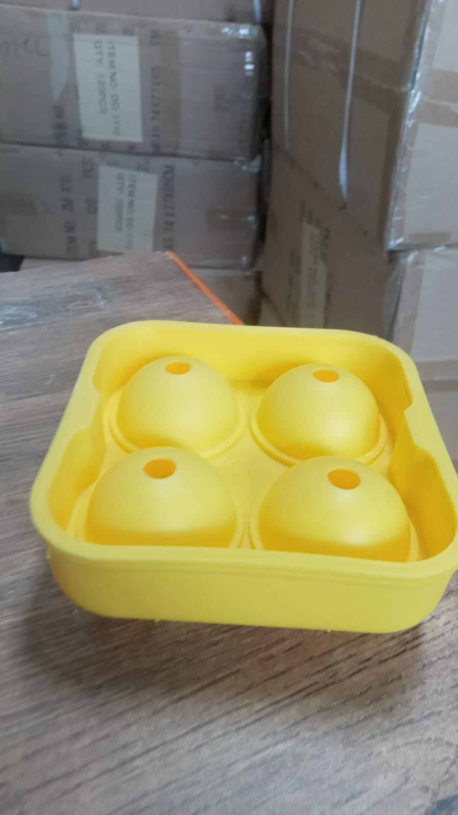 7164 Ice Trays for Freezer Whiskey Ice Cube Plastic Ball Maker Mold Sphere Mould 4 Holes New Ice Balls Party Brick Round Tray Bar Tool ice for Whiskey