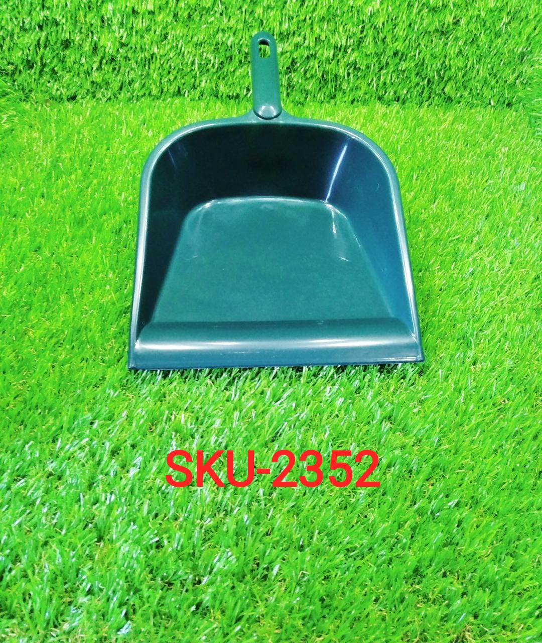 2352 Durable Multi Surface Plastic Dustpan with Handle DeoDap